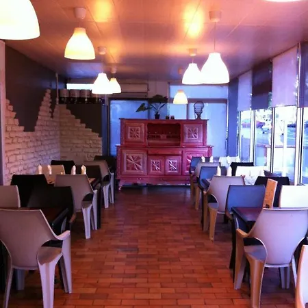 Hotel L'avenue 2*