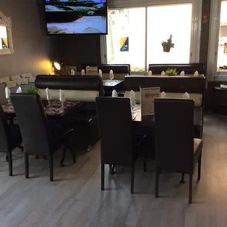 L'avenue Hotel 2*